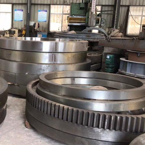 徐州盛久機械制造廠 專業(yè)打造選礦設備核心部件，回轉窯大齒輪與托輪配件解析